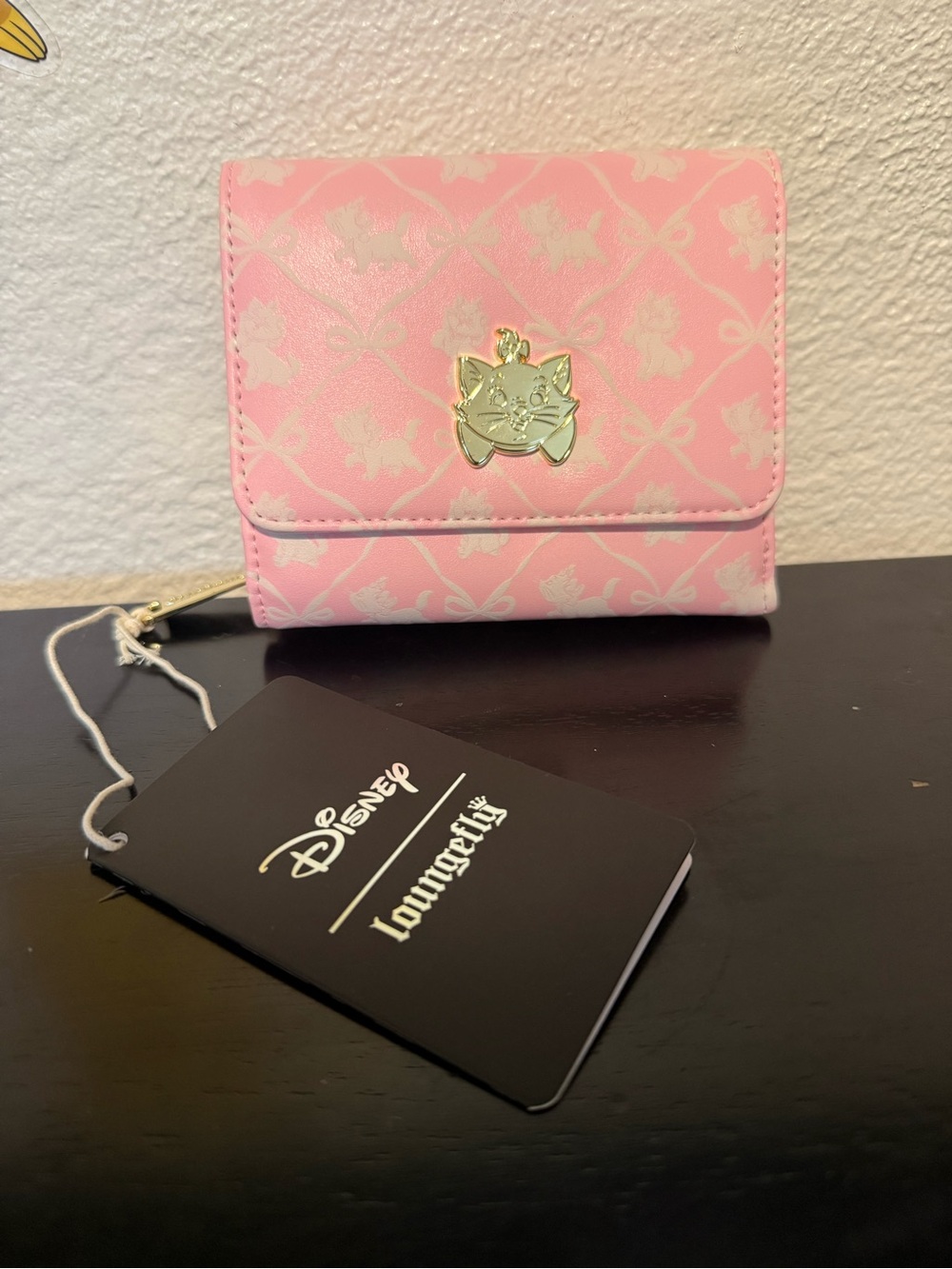 Loungefly Disney hard tag The Aristocats Marie Bows NWT